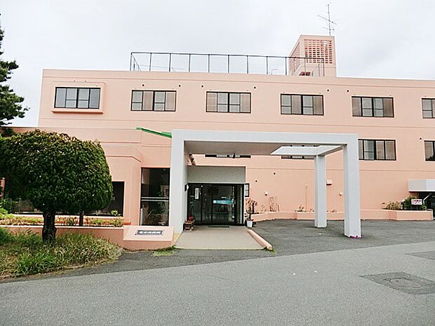 泉中央病院(約500m)