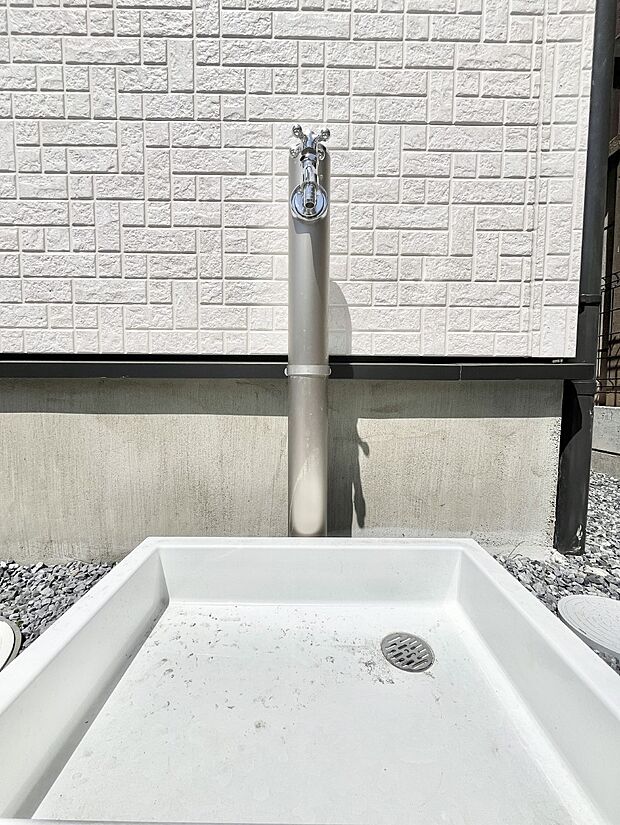 【その他現地】ガーデニングやお掃除に便利な外水栓