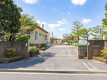 市川市立塩焼小学校 280m
