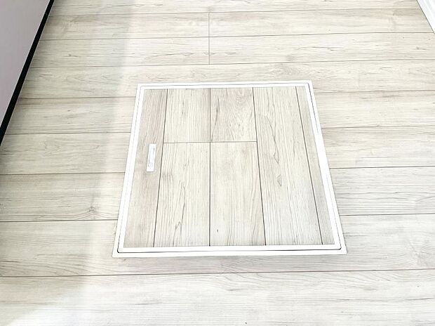 【床下収納】床下収納付き!日用品・非常用品の収納にも大活躍。