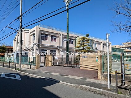 市川市立宮久保小学校 640m(8分)