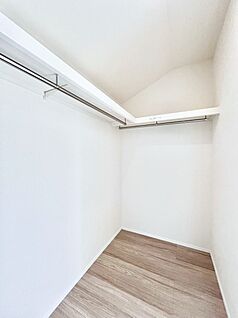 ウォークインクローゼット