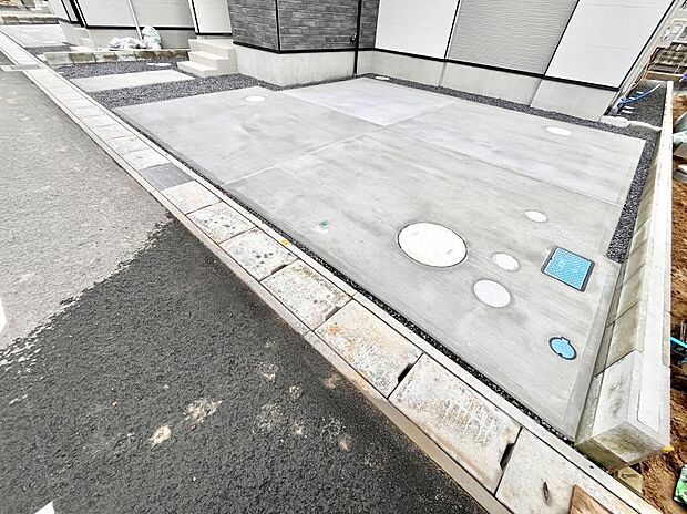 【駐車場】生活に欠かせない駐車スペース。