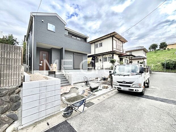 【前面道路含む現地写真】早く帰りたくなるマイホーム