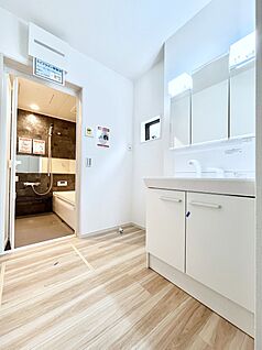 脱衣場