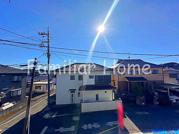 【住居からの眺望】住居からの眺望 一戸建ての多いエリア、静かで落ち着いた住宅地。