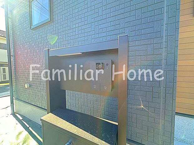 【TVモニター付きインターホン】TVモニター付きインターホン 来訪者が一目で分かります。