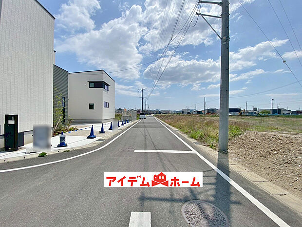 ●○●○前面道路写真○●○●
　　　平日の案内も可能です♪
　お気軽にお問い合わせください！