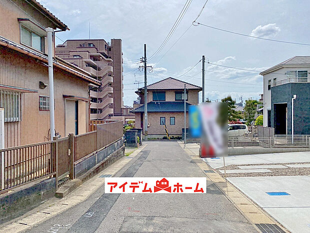 ●○●○前面道路写真○●○●
平日の案内も可能です♪
お気軽にお問い合わせください!