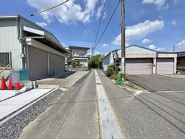 ●○●○前面道路写真○●○●
　　　平日の案内も可能です♪
　お気軽にお問い合わせください！
