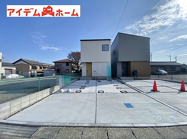 ●○●○A棟外観写真○●○●
　　　平日の案内も可能です♪
　お気軽にお問い合わせください！