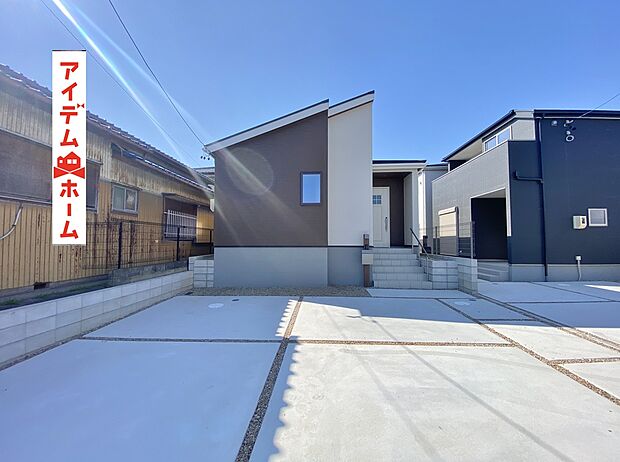 ●○●○4号棟外観写真○●○●
平日の案内も可能です♪
お気軽にお問い合わせください!