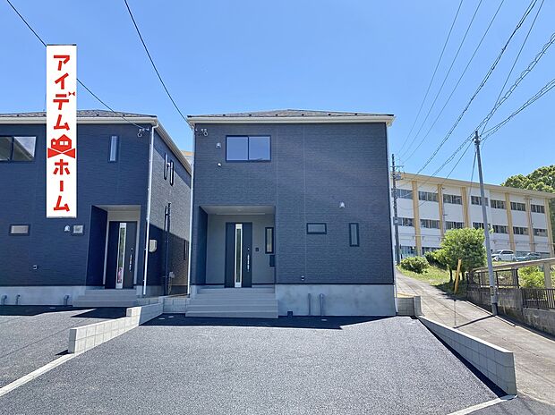 ●○●○1号棟外観写真○●○●
　　　平日の案内も可能です♪
　お気軽にお問い合わせください！