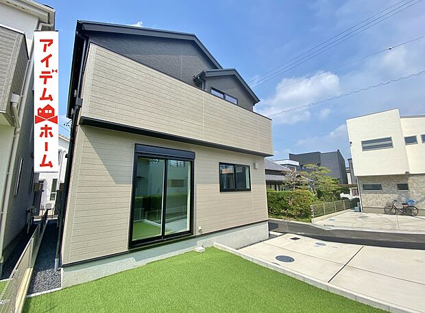 ●○●○2号棟外観写真○●○●
平日の案内も可能です♪
お気軽にお問い合わせください!