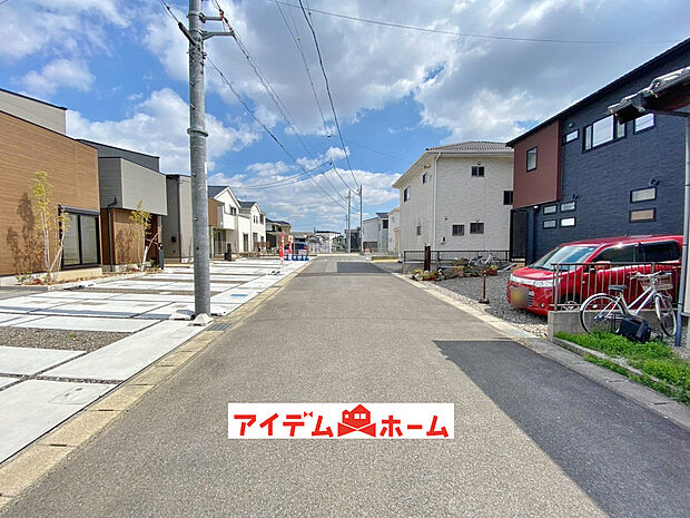 【●○●○前面道路写真○●○● 　　　】平日の案内も可能です♪