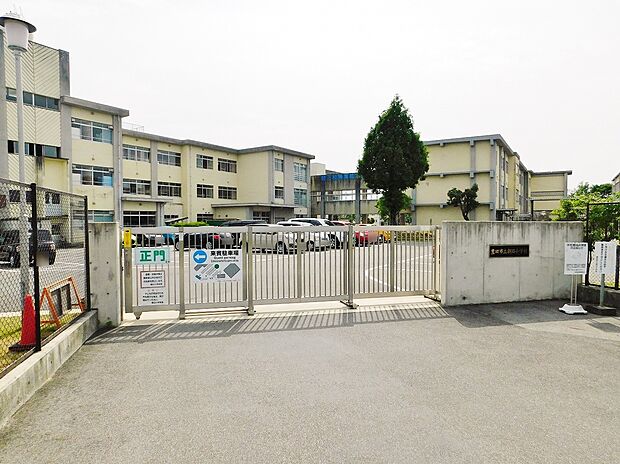 豊田市立朝日小学校（約600m）