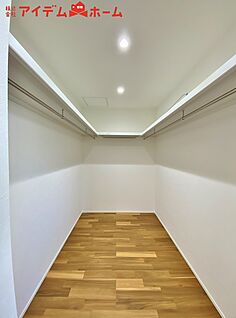 ウォークインクローゼット