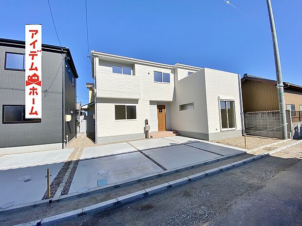 【●○●○2号棟外観写真○●○●】　平日の案内も可能です♪