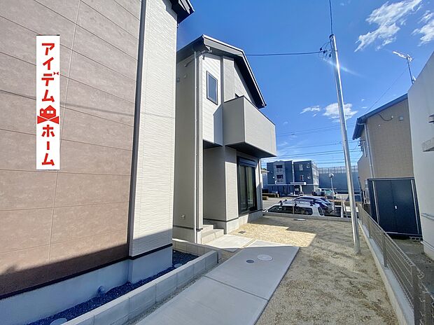 【●○●○2号棟外観写真○●○● 　　　】平日の案内も可能です♪