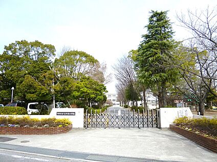 刈谷市立かりがね小学校 680ｍ