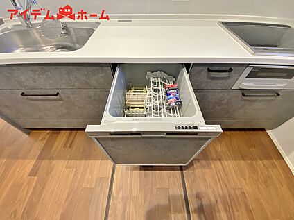 自動食器洗乾燥機