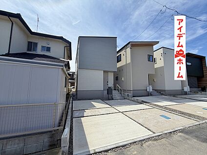 A棟外観写真