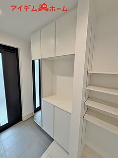玄関(1号棟)
