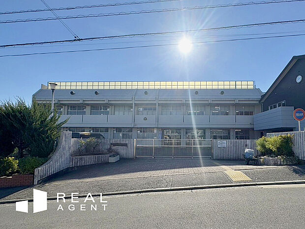 横浜市立緑が丘中学校（約2,500m）