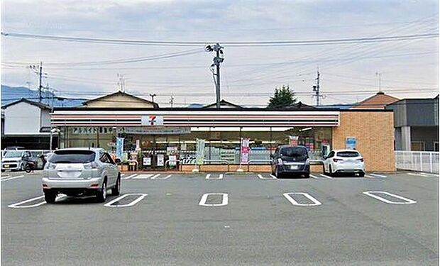 セブンイレブン飯塚片島店(約165m)