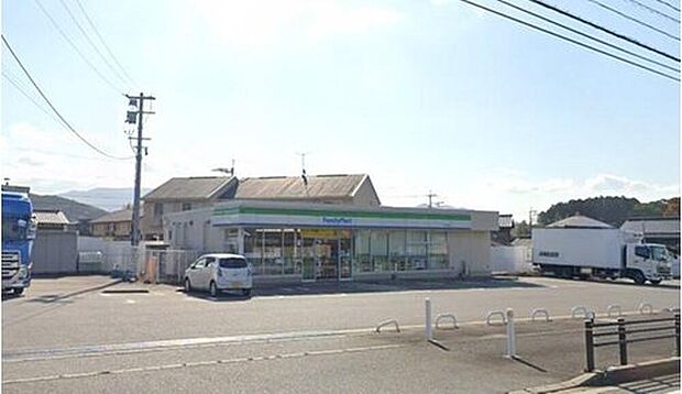 ファミリーマート久山久原店(約503m)