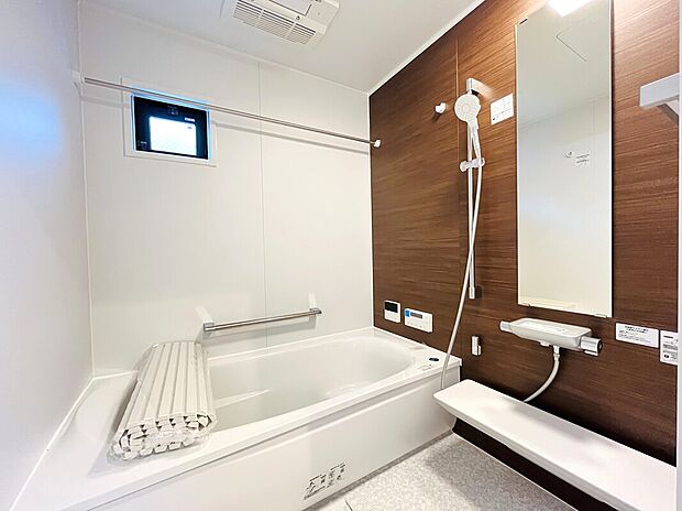 【浴室】TOTOの浴室　☆　お手入れが楽々　＋　保温や断熱に優れています