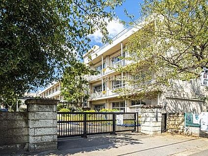 千葉市立山王小学校 827m(徒歩11分)