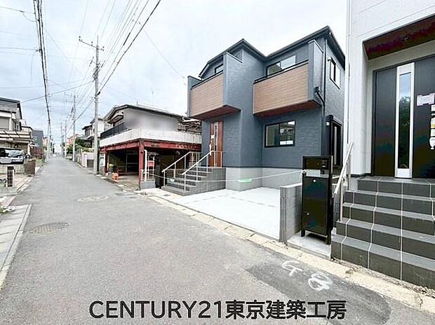 【現地外観写真】第一種低層住居専用地域のため、閑静で落ち着いた住環境です！