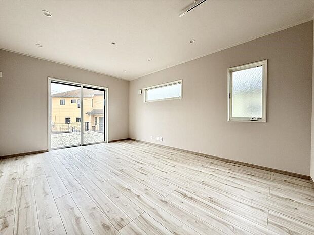 ■くつろぎと笑顔が集まる、心温まるリビング