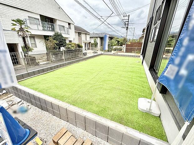 ■季節の移ろいを感じられる、落ち着いた雰囲気の屋外空間