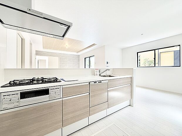 ■家族の絆を深める、温もりのあるキッチン