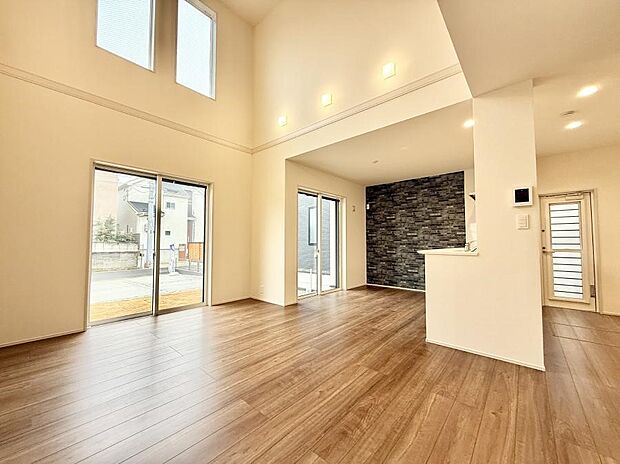 ■心落ち着く場所、ゆったり過ごせるリビング