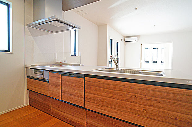 ■美味しい時間が生まれる、笑顔あふれるキッチン