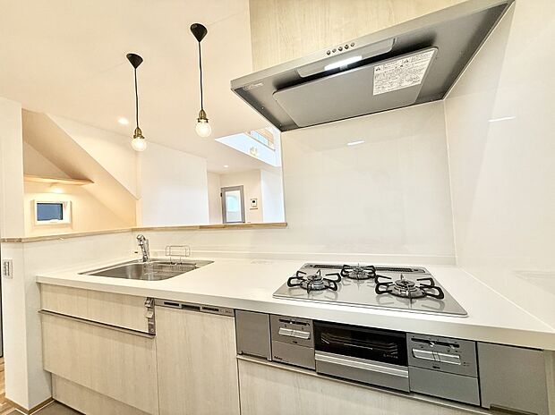 ■家族の絆を深める、温もりのあるキッチン