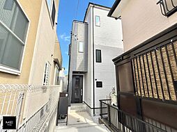 小田急小田原線「向ヶ丘遊園」駅 バス乗車8分、長沢バス停下車 徒歩1分