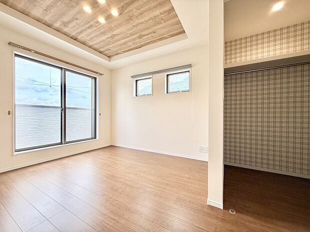 【子供部屋】■家具やレイアウトを自由に配置できるため使い勝手が良く快適に過ごせます