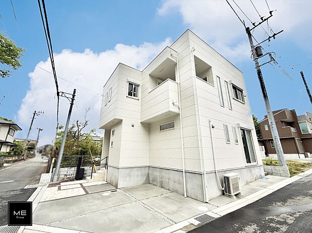 【現地外観写真】■暮らしを豊かにする充実した仕様設備で快適に