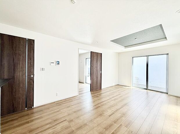 【ダイニング】■家族の笑顔があふれる、くつろぎの空間