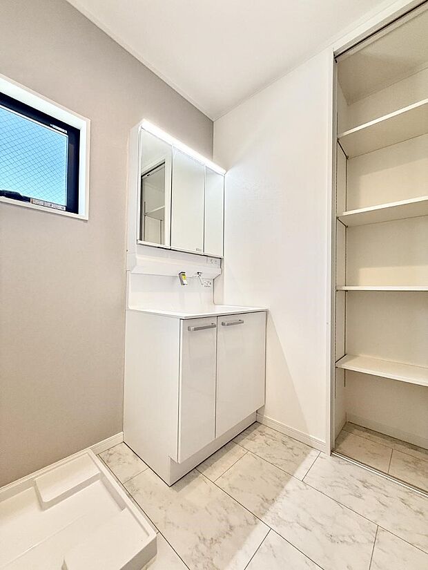 【洗面台・洗面所】■お洒落で清潔感のある洗面所