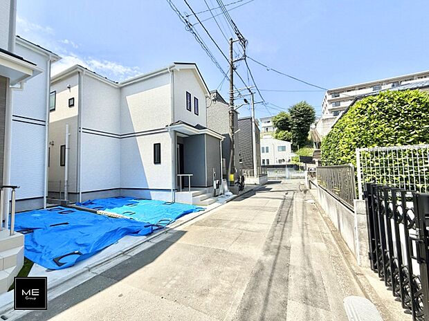 【前面道路含む現地写真】■新しい住まい、街の新しい風景
