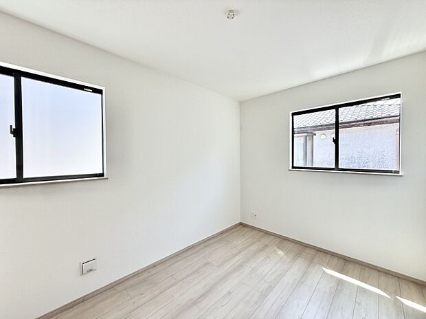 【寝室】■快適な環境で、日常の疲れを癒せる空間