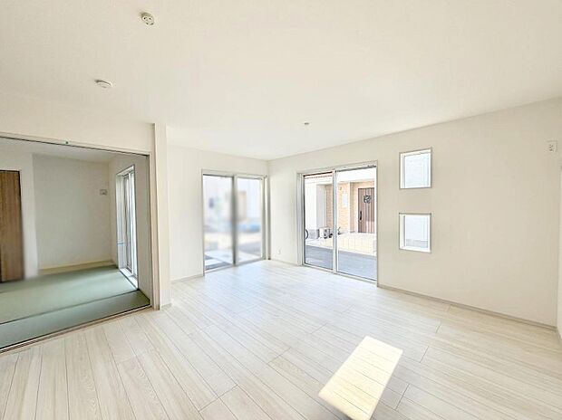 【ダイニング】■何気ない毎日を特別にする、癒しの空間