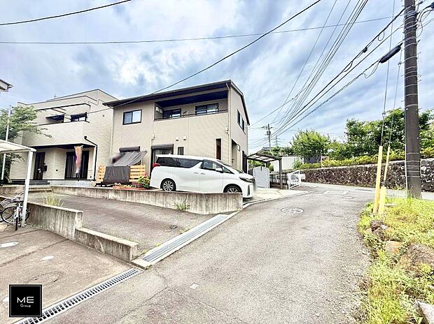 【前面道路含む現地写真】■家族とのお出かけが楽しくなる環境です