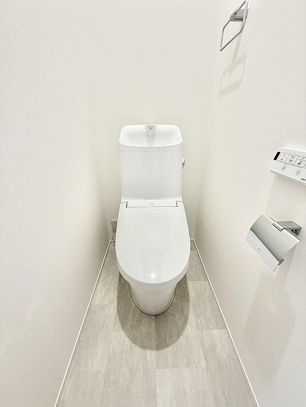 【トイレ】■毎日使う場所だからこそ、清潔感溢れる空間