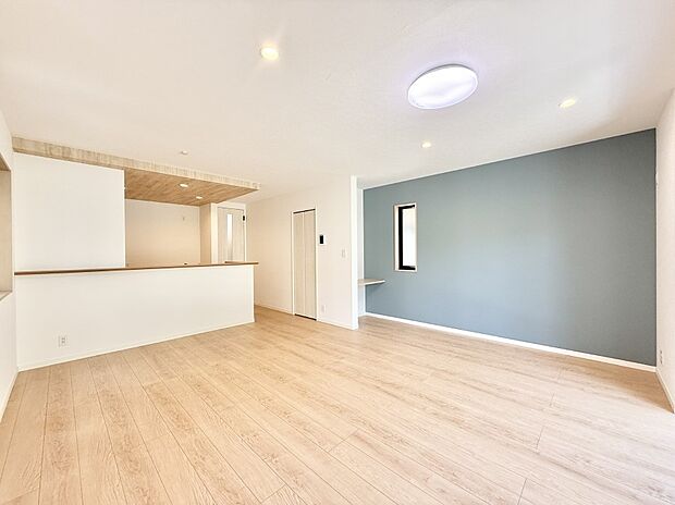 【ダイニング】■家族の笑顔があふれる、くつろぎの空間